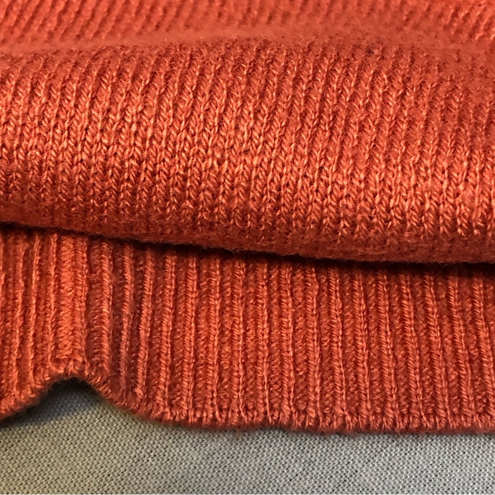 Loft Sweater - Picture 3 of 5
